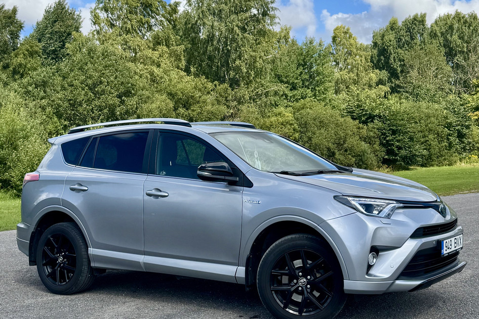 Toyota RAV4, 2018, 2.5, 114 kW, hübriid (bensiin/elekter), automaat, esivedu