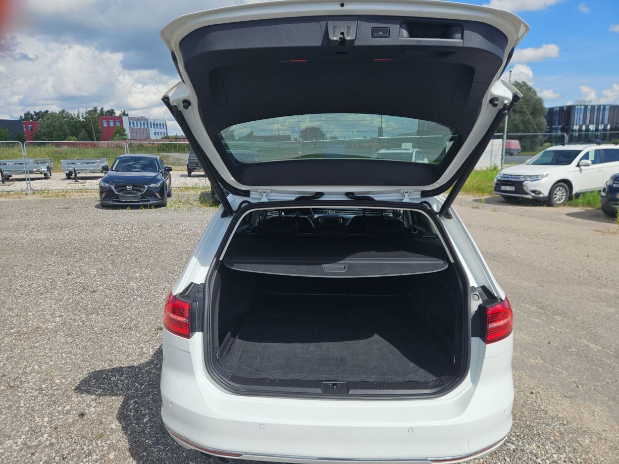 Volkswagen Passat 2015, photo 6/7