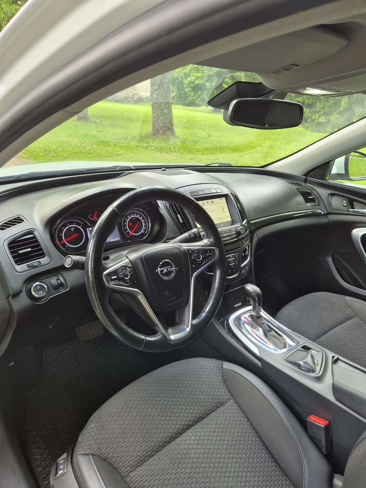 Opel Insignia SPORTS TOURER SW 2.0 143kW 2014, photo 6/16