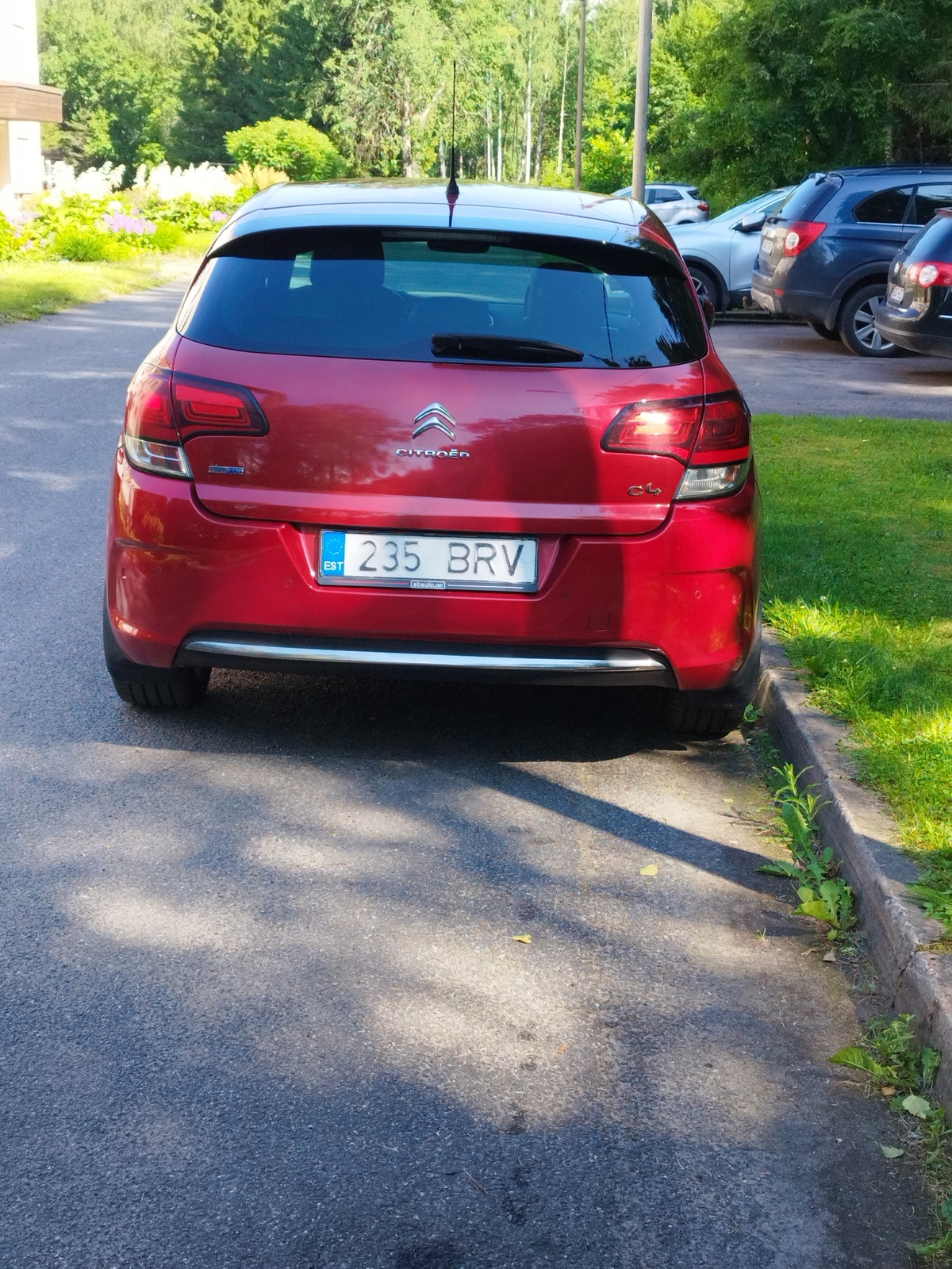Citroën C4 2016, photo 2/17