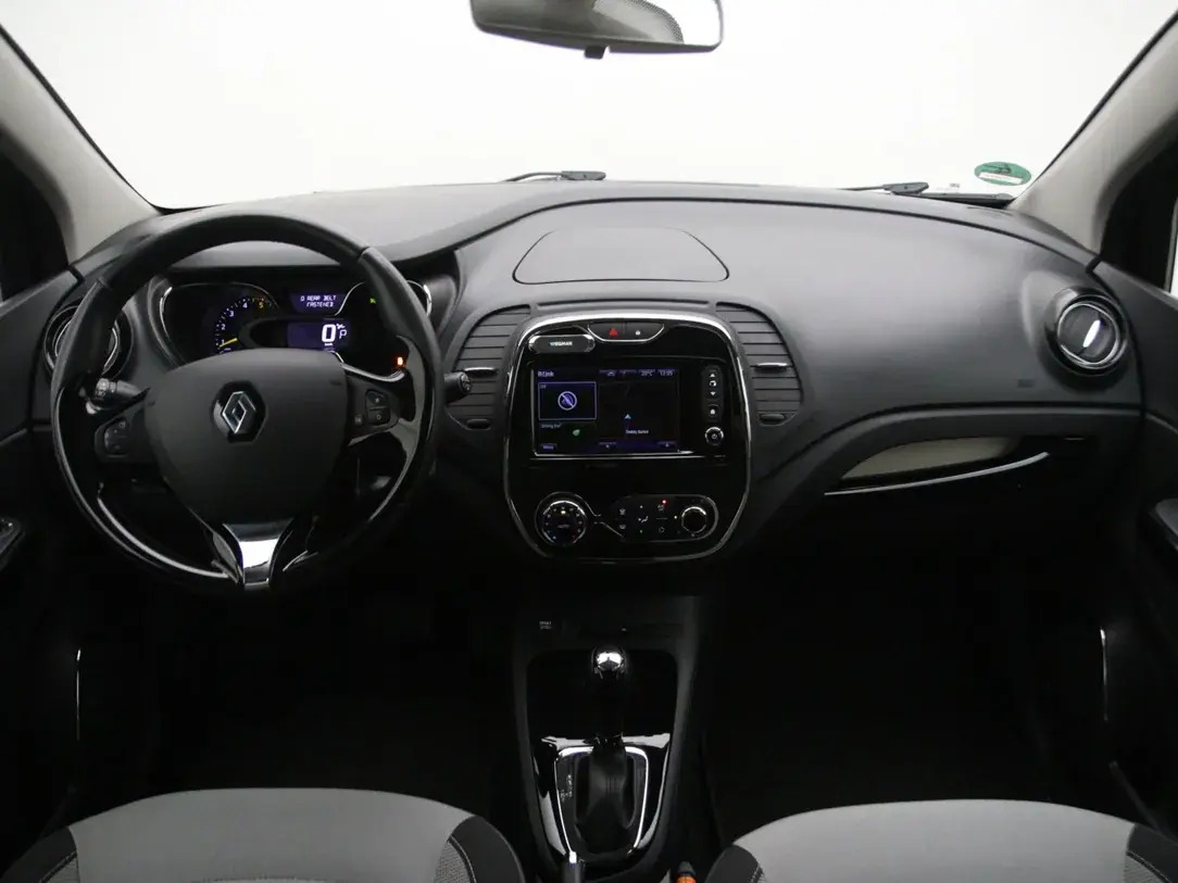 Renault Captur Dynamique 1.5 66kW 2015, photo 2/29