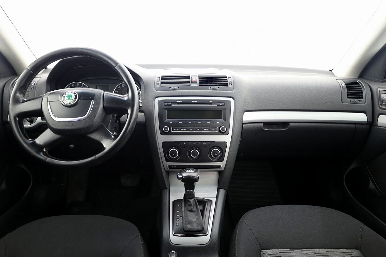 Škoda Octavia 2012, photo 5/7
