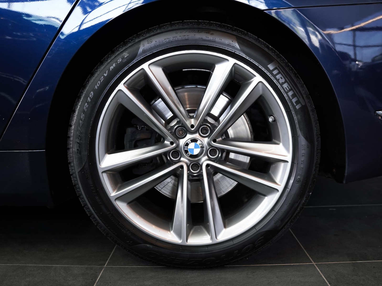 BMW 740 2020, kuva 5/10