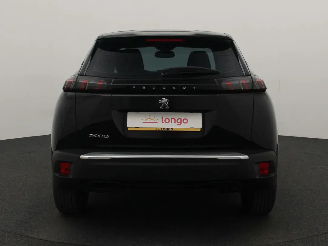 Peugeot 2008 Active 1.2 74kW 2021, photo 5/10