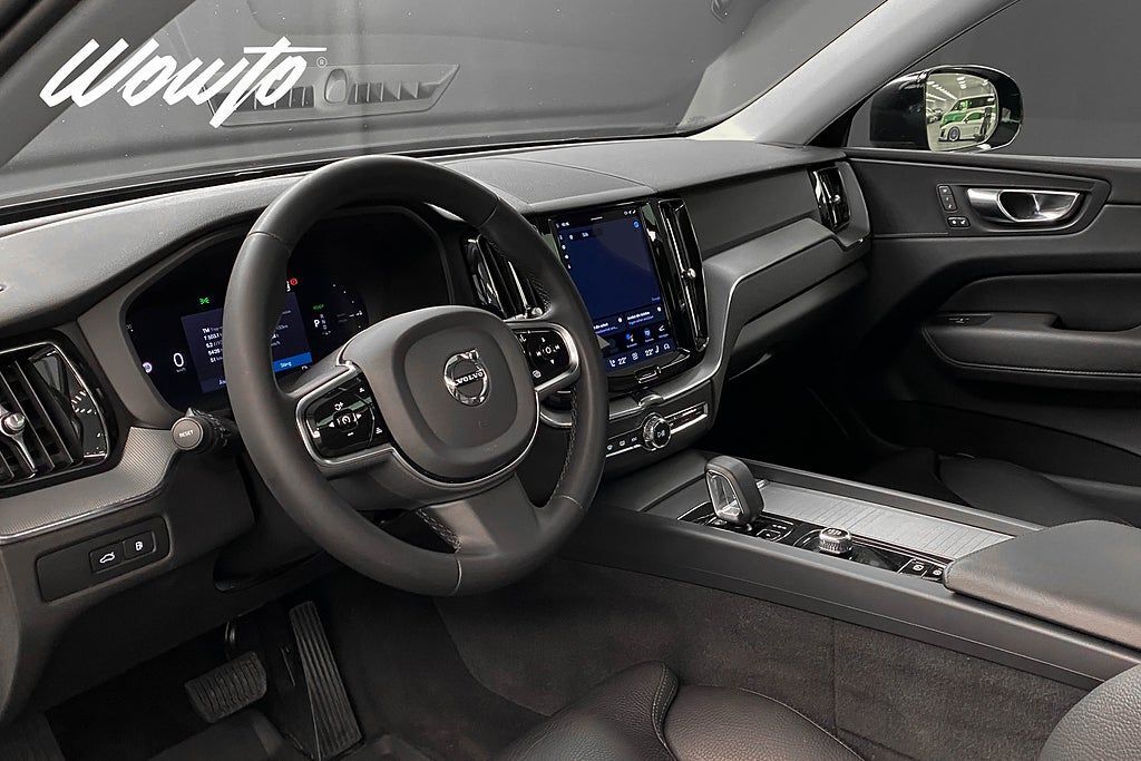 Volvo XC60 2023, photo 6/22