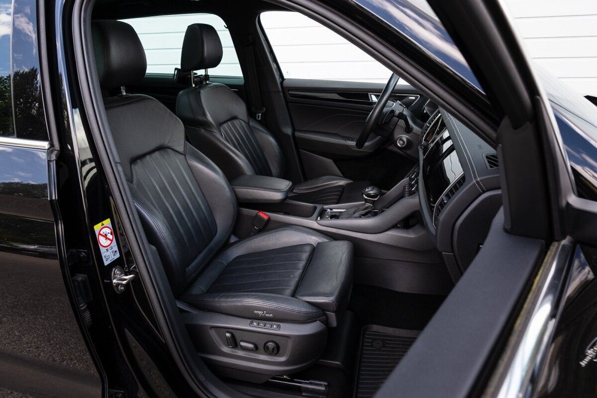 Škoda Kodiaq 2023, photo 7/35