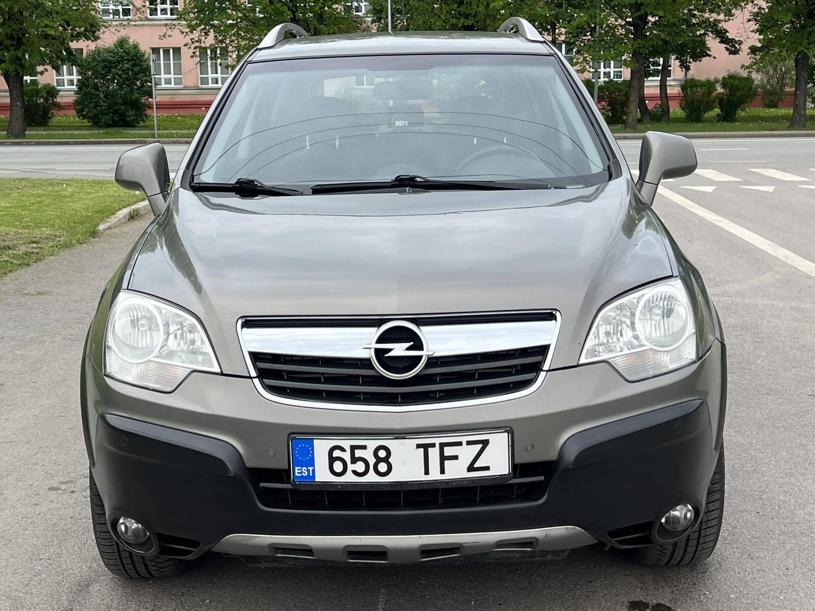 Opel Antara 2007, photo 3/10