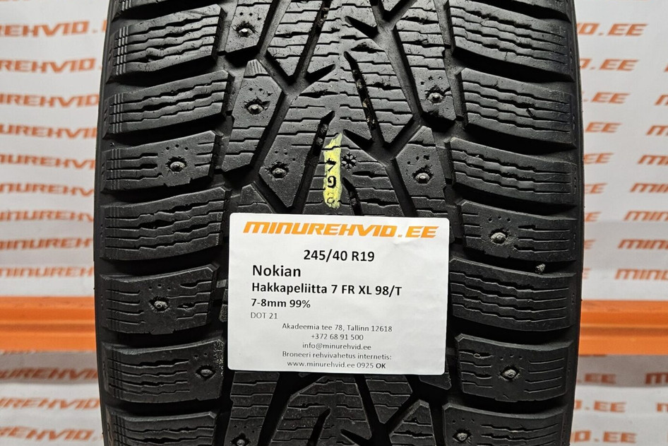 Used studded tire 245/40R19 Nokian Hakkapeliitta 7 FR XL 98/T