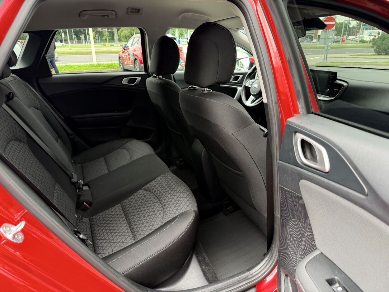 Kia cee'd Sportswagon 2021, photo 5/10