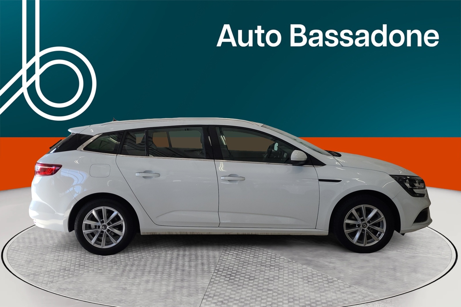 Renault Megane 2019, kuva 6/10