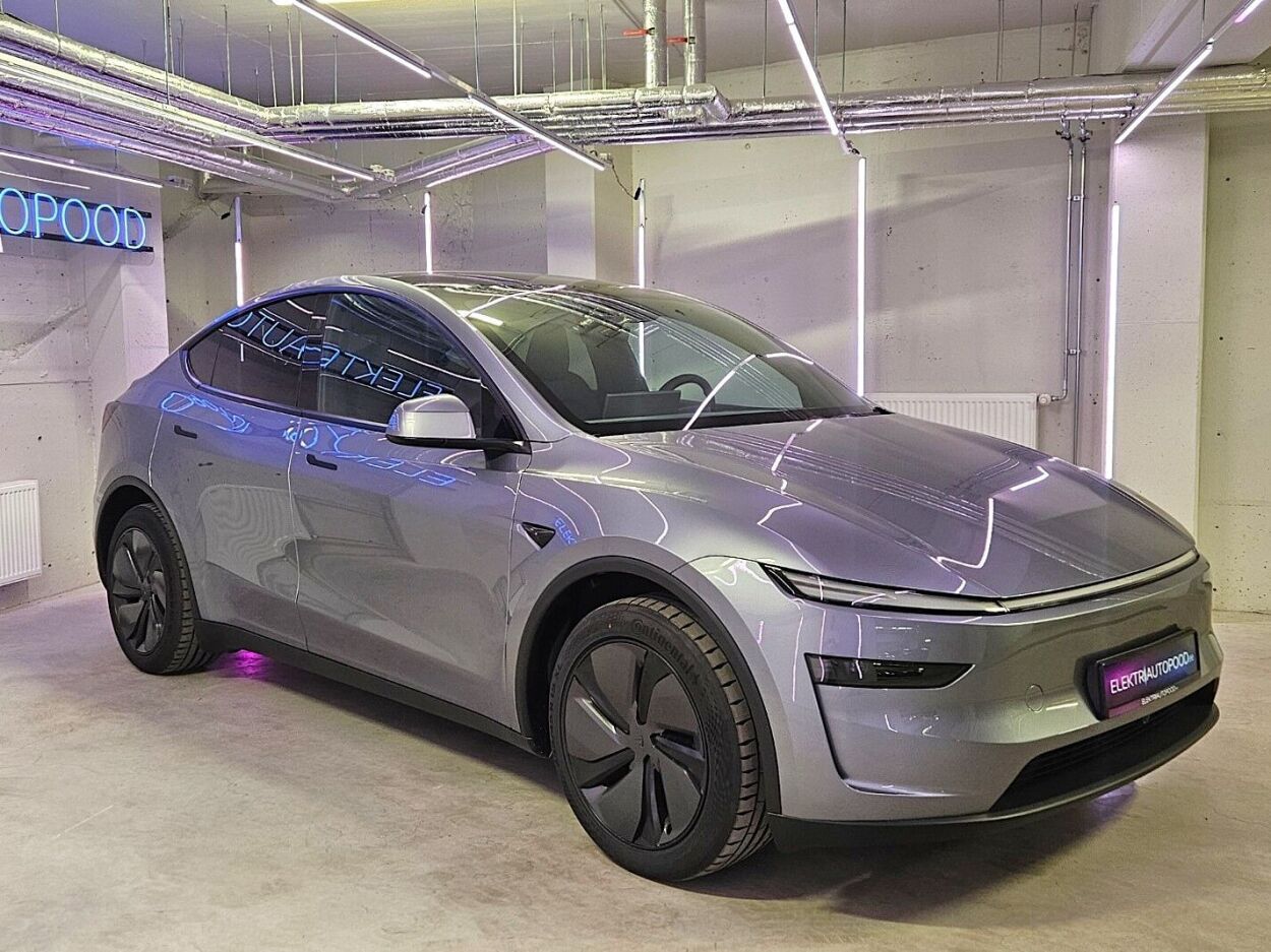 Tesla Model Y 2026, photo 4/43