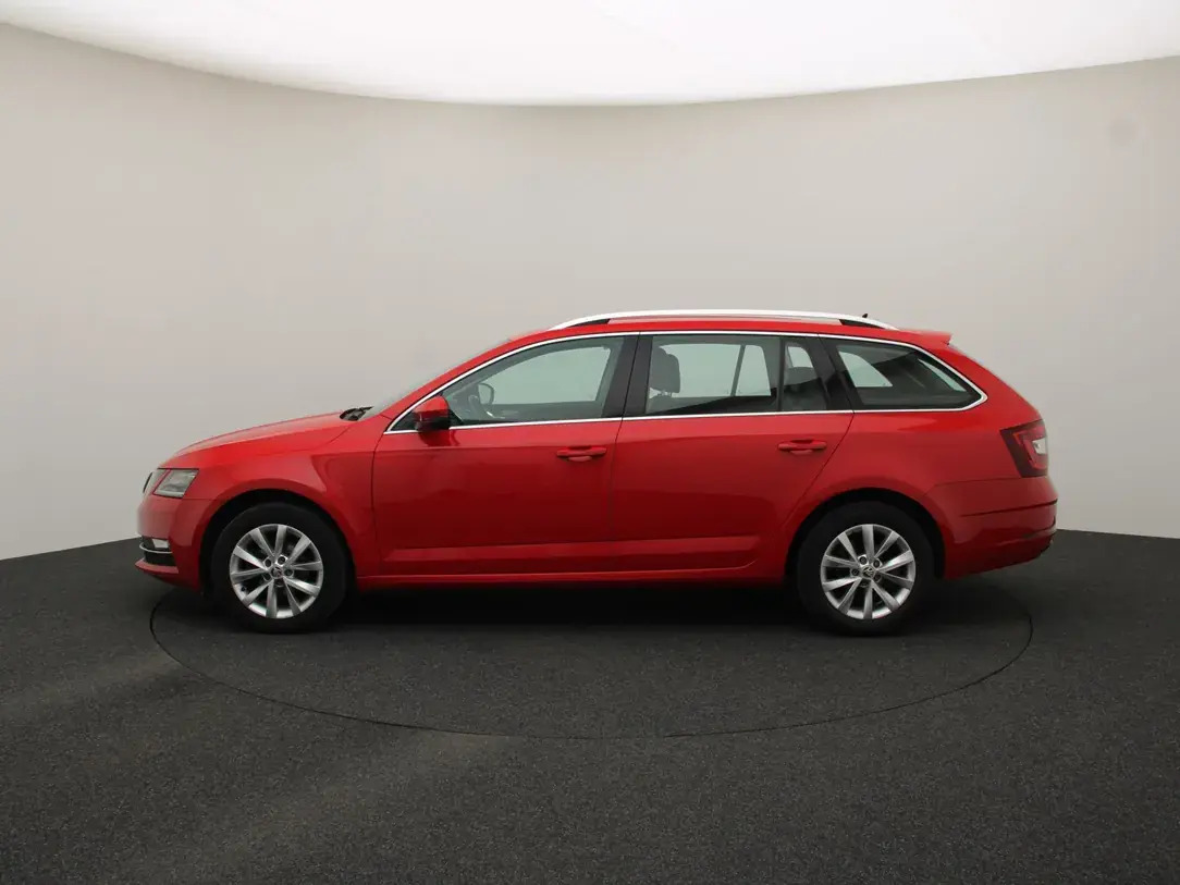 Škoda Octavia 2018, photo 6/31