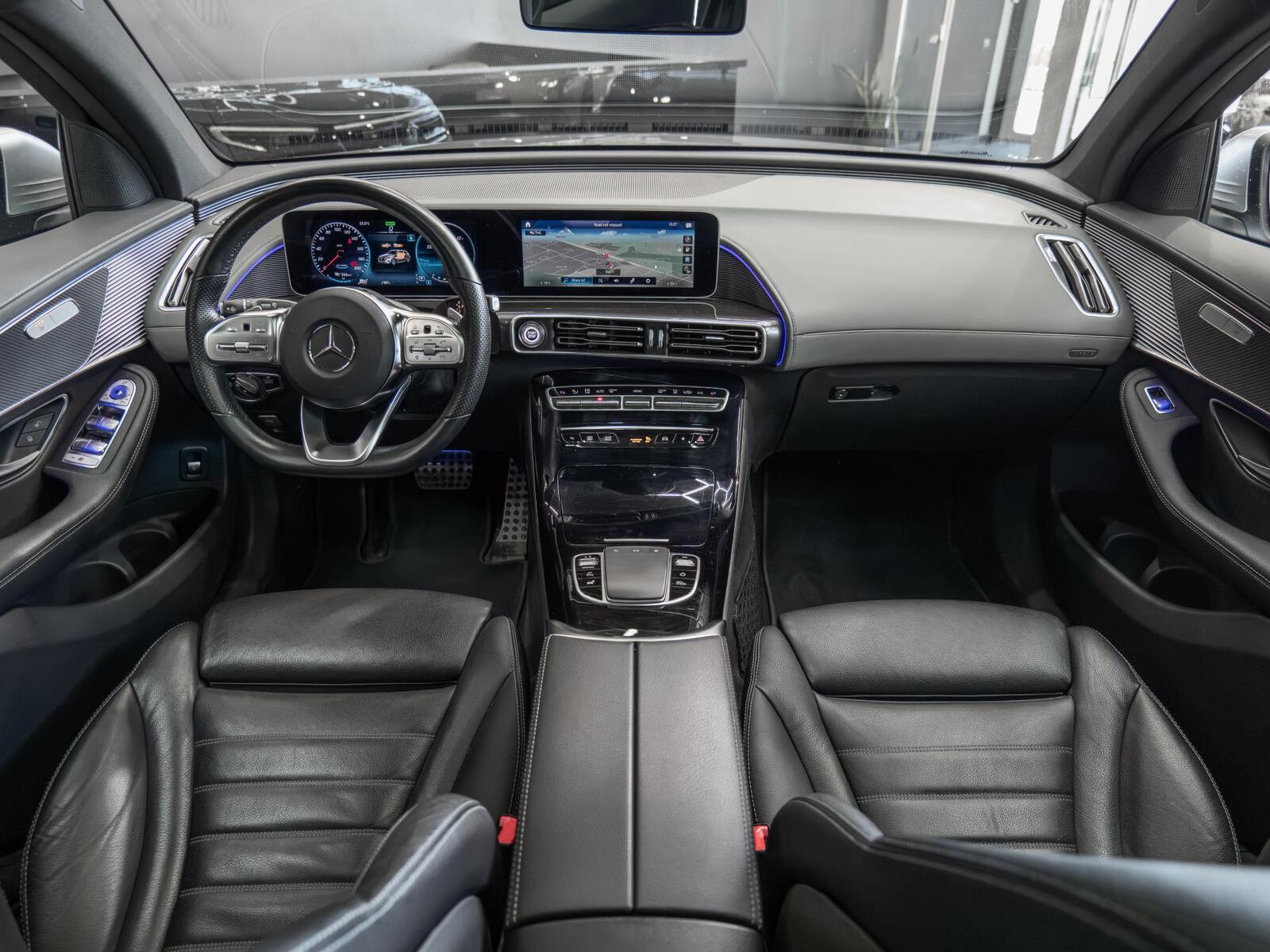 Mercedes-Benz EQC 2020, photo 7/14