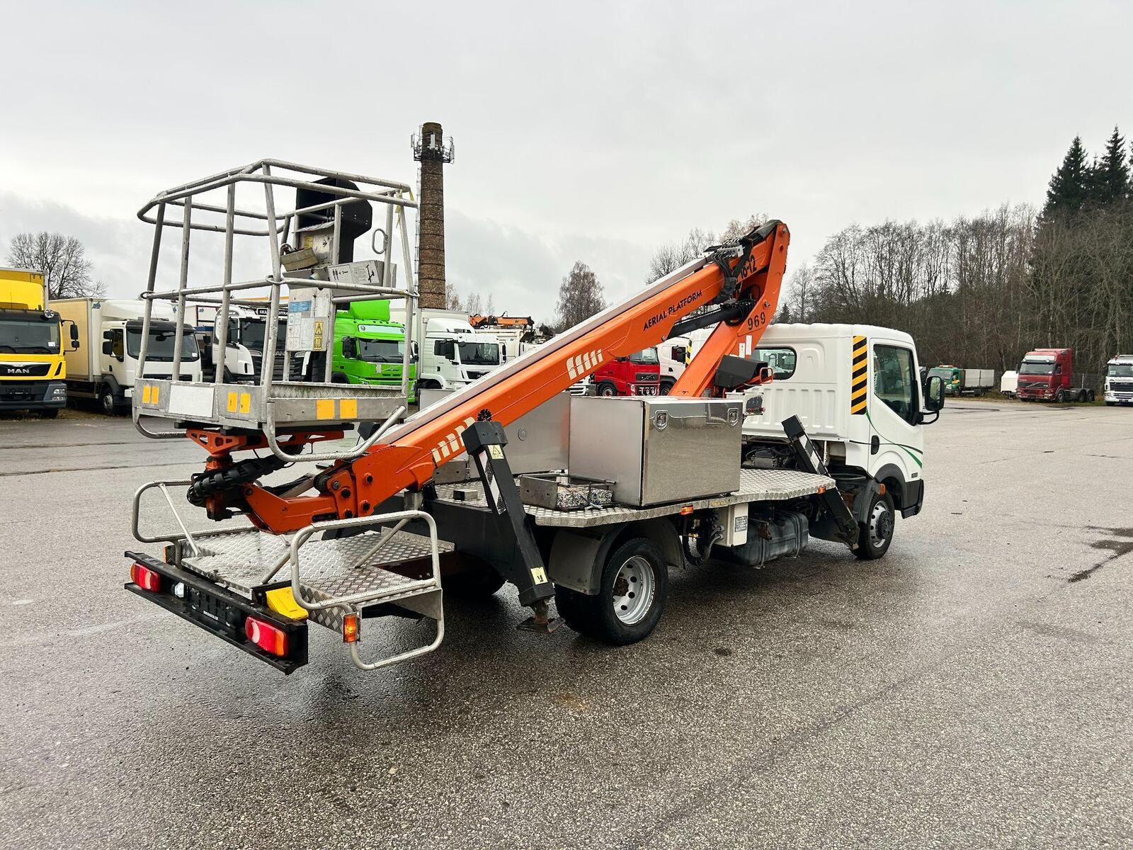 Nissan Cabstar 2009, kuva 7/43