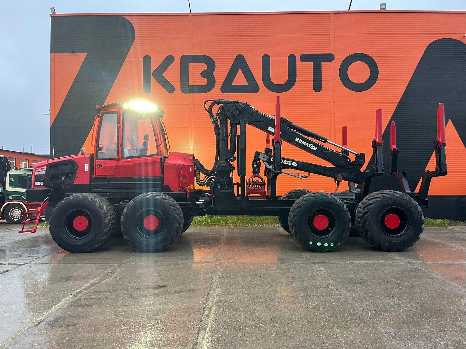 Komatsu 895 8x8, kuva 3/26