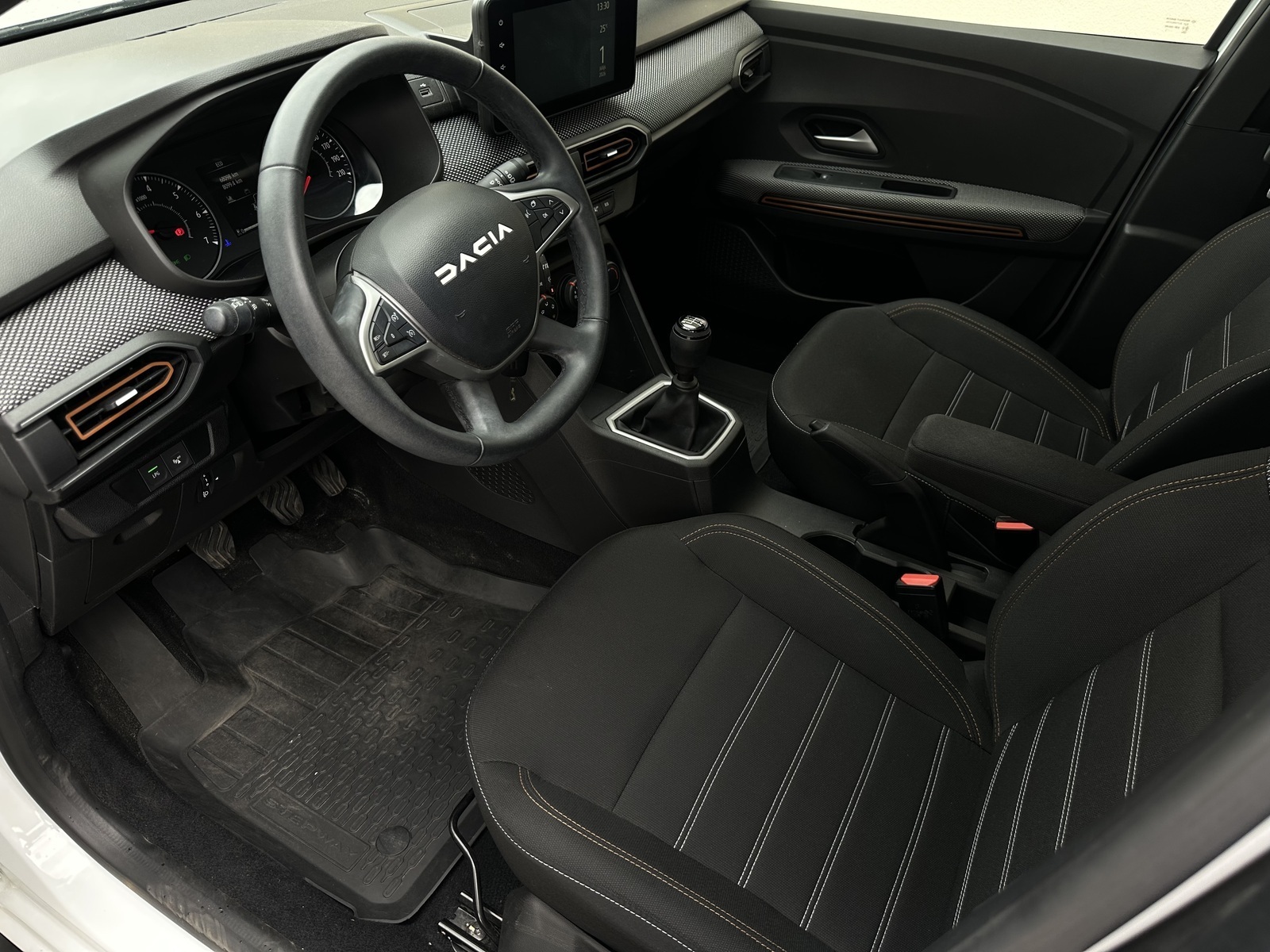 Dacia Sandero 2023, photo 7/22