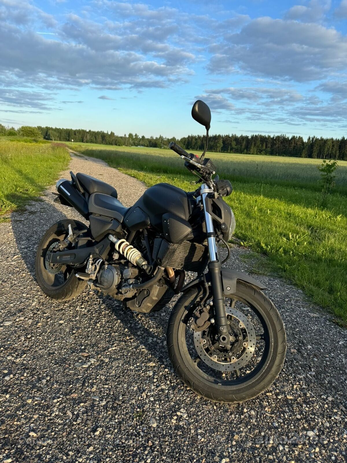 Yamaha MT03 2008, photo 2/5