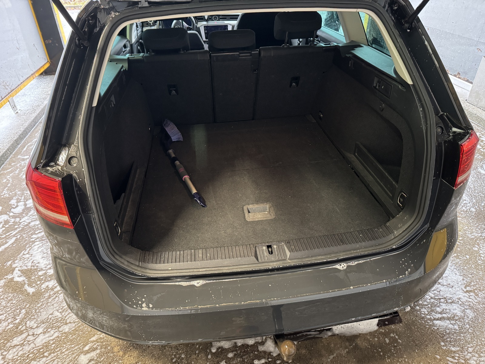 Volkswagen Passat 2018, photo 6/6