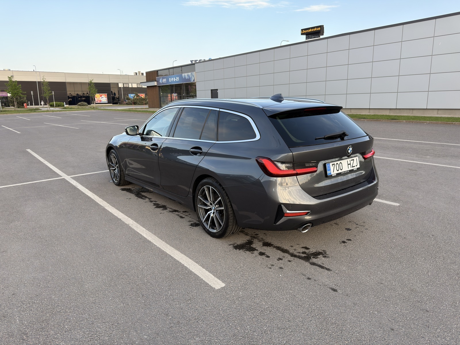 BMW 320 2020, photo 4/9