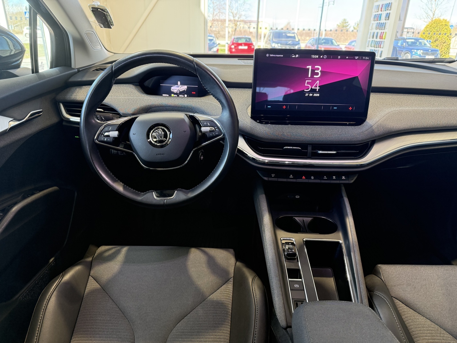 Škoda Enyaq iV60 2023, photo 5/12