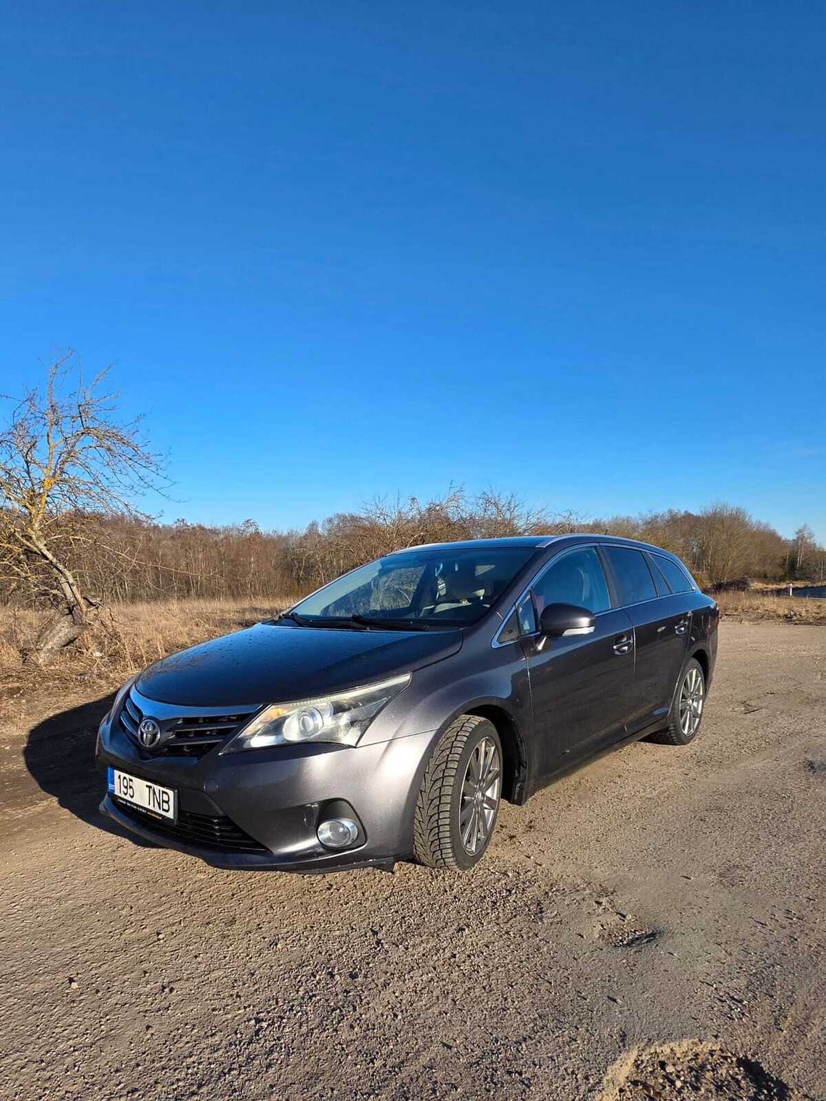 Toyota Avensis 2014, photo 2/7