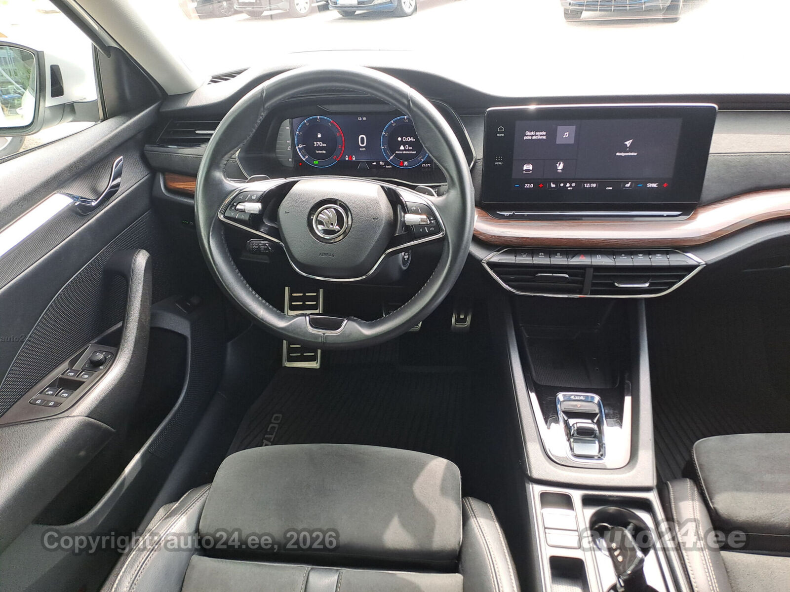 Škoda Octavia 2021, photo 3/7