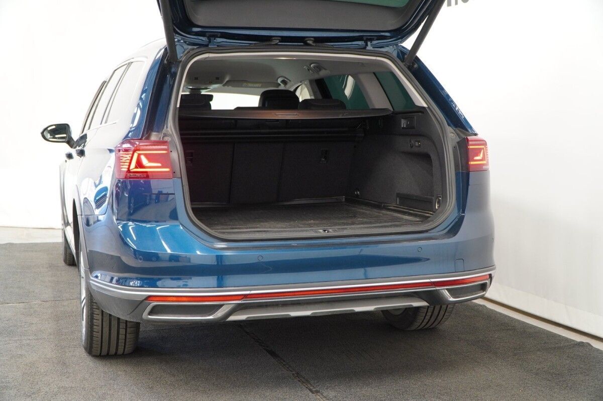 Volkswagen Passat 2019, photo 5/20