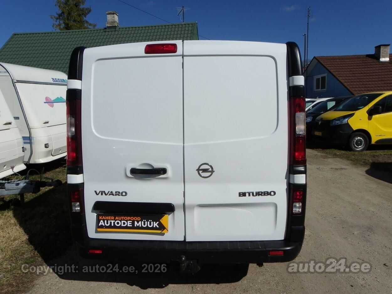 Opel Vivaro LONG 2015, kuva 6/15
