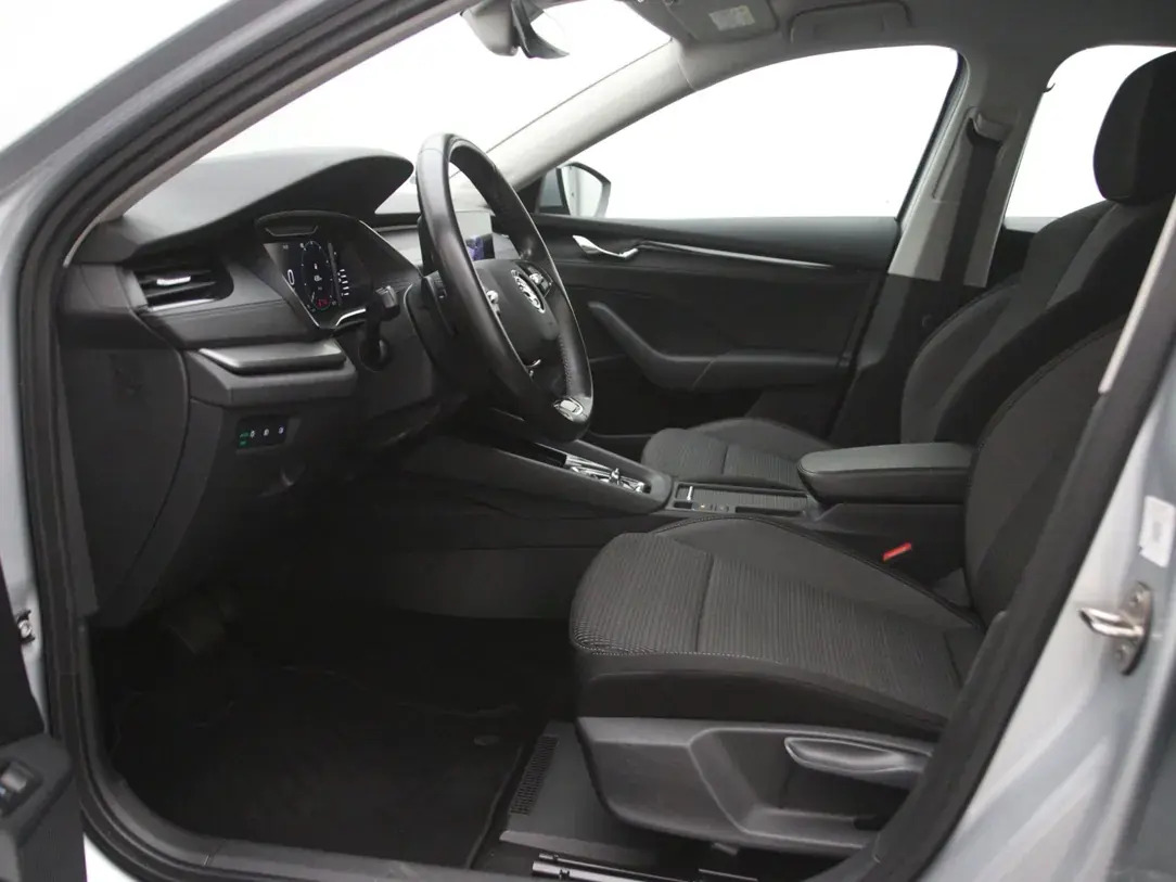 Škoda Octavia 2021, photo 4/33