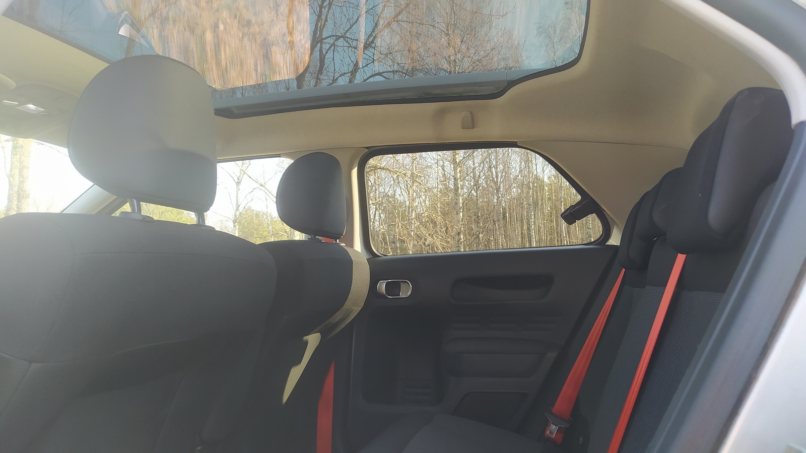 Citroën C4 Cactus 2017, kuva 8/8