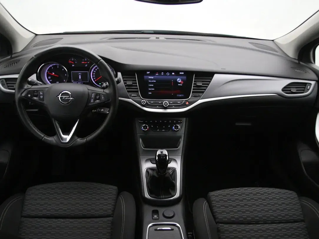 Opel Astra 2018, photo 2/31