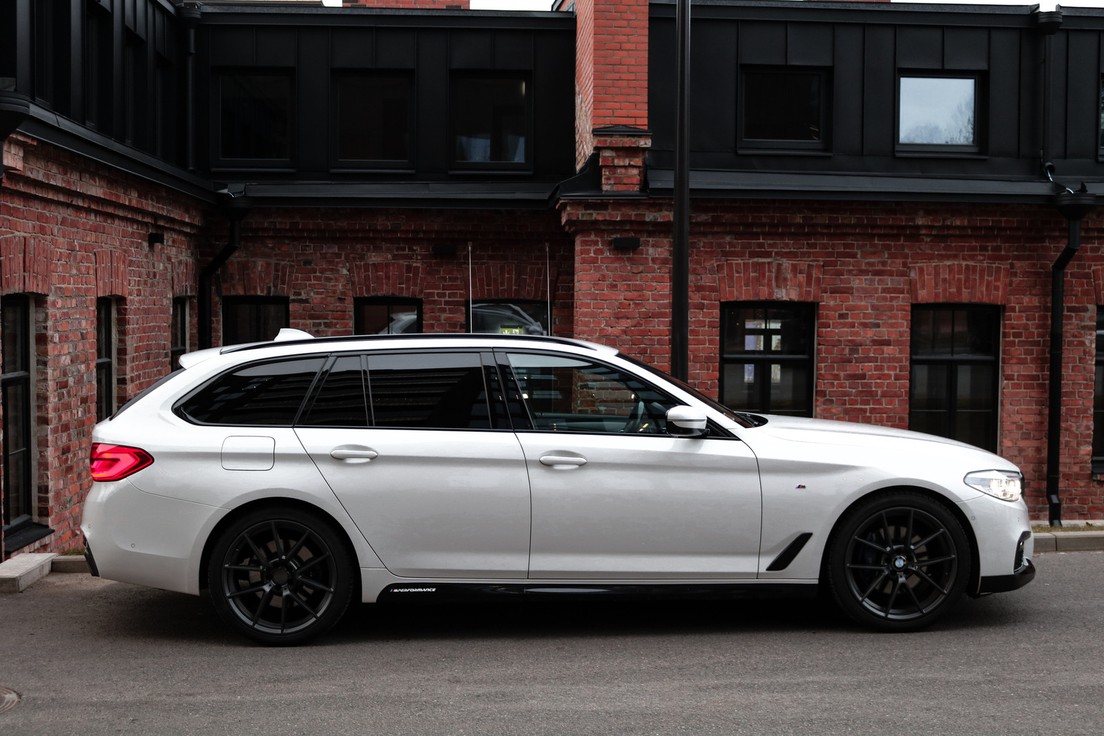 BMW 530 2019, photo 3/22