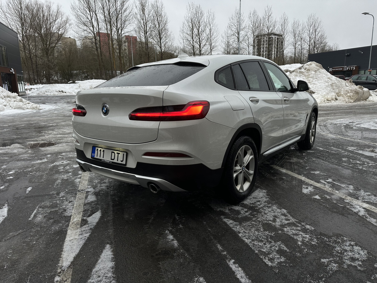 BMW X4 2019, kuva 3/10