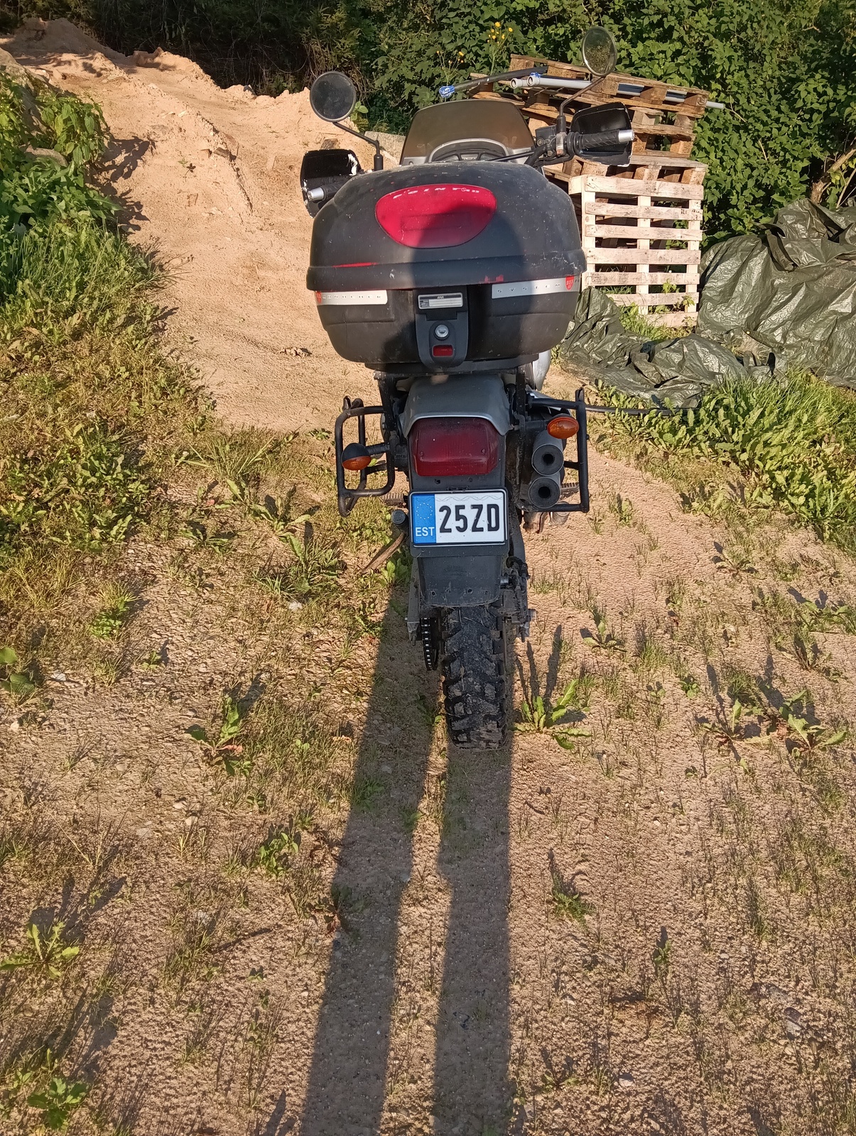 Honda XL 600V 1991, kuva 2/5