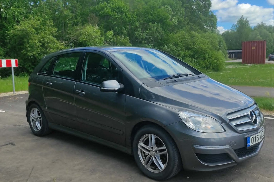 Mercedes-Benz B 180, 2010, 2.0, 80 kW, diesel, manual, front-wheel drive