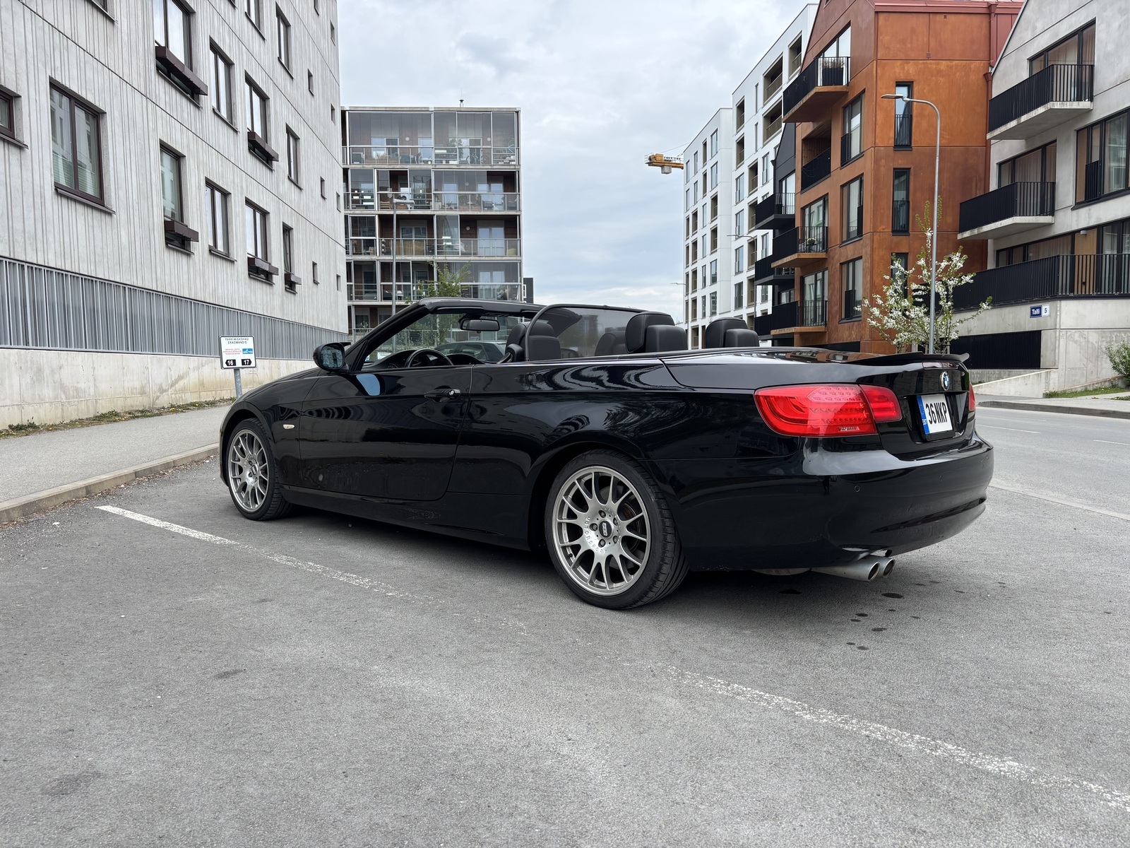 BMW 325 2011, photo 5/18