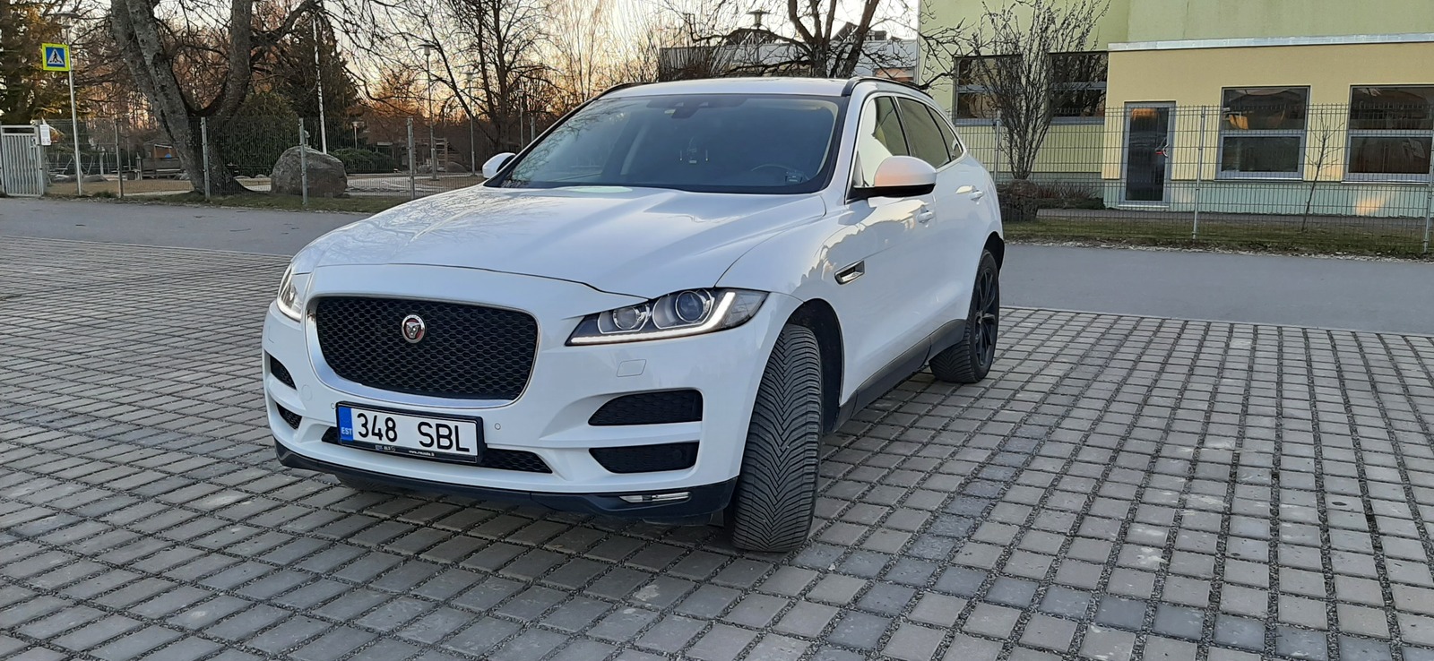 Jaguar F-Pace