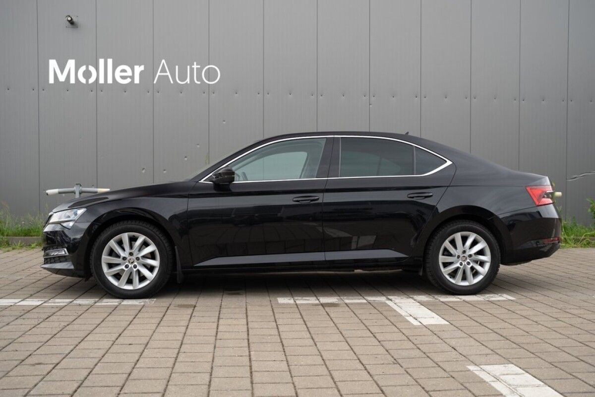 Škoda Superb 2020, photo 3/24