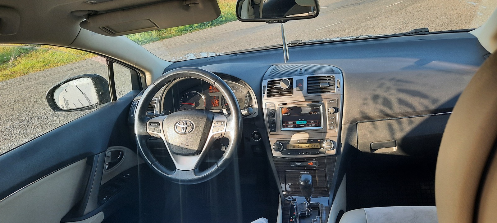 Toyota Avensis 2014, photo 7/7
