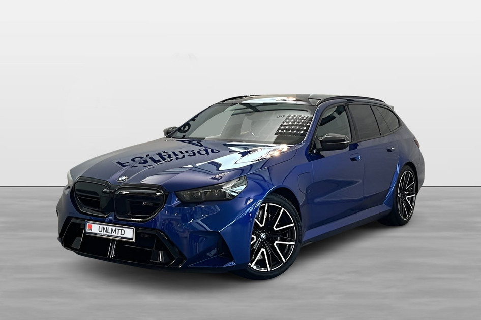 BMW M5, 2025, 4.4, hübriid (bensiin/elekter), automaat, nelikvedu