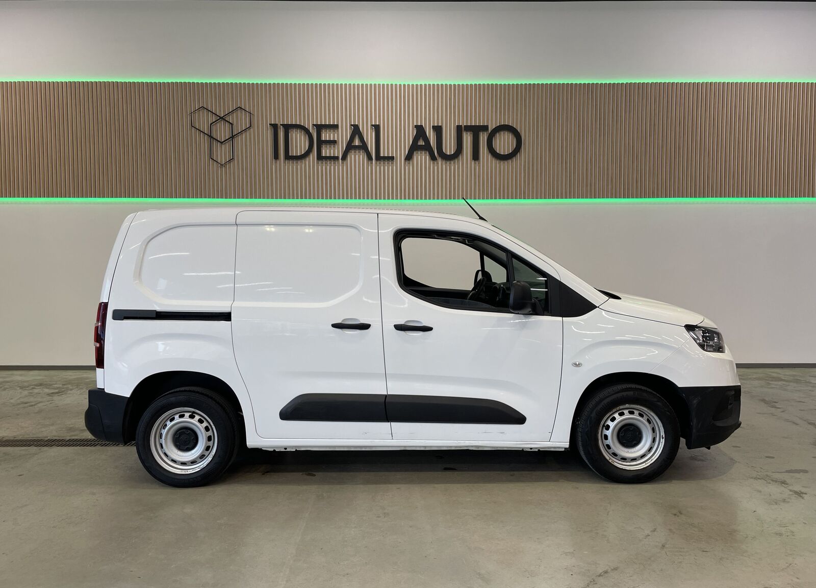 Toyota ProAce City 2021, photo 3/15