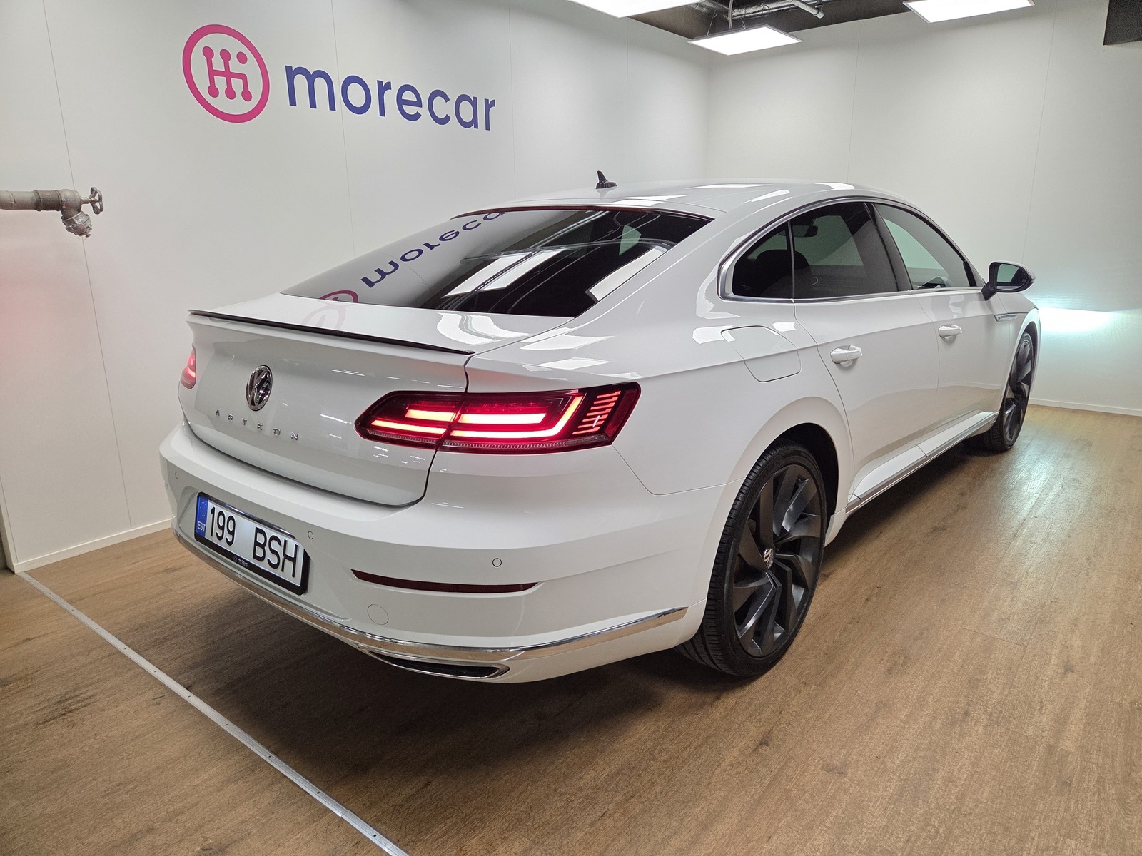 Volkswagen Arteon R-Line 2.0 140kW 2019, photo 6/23