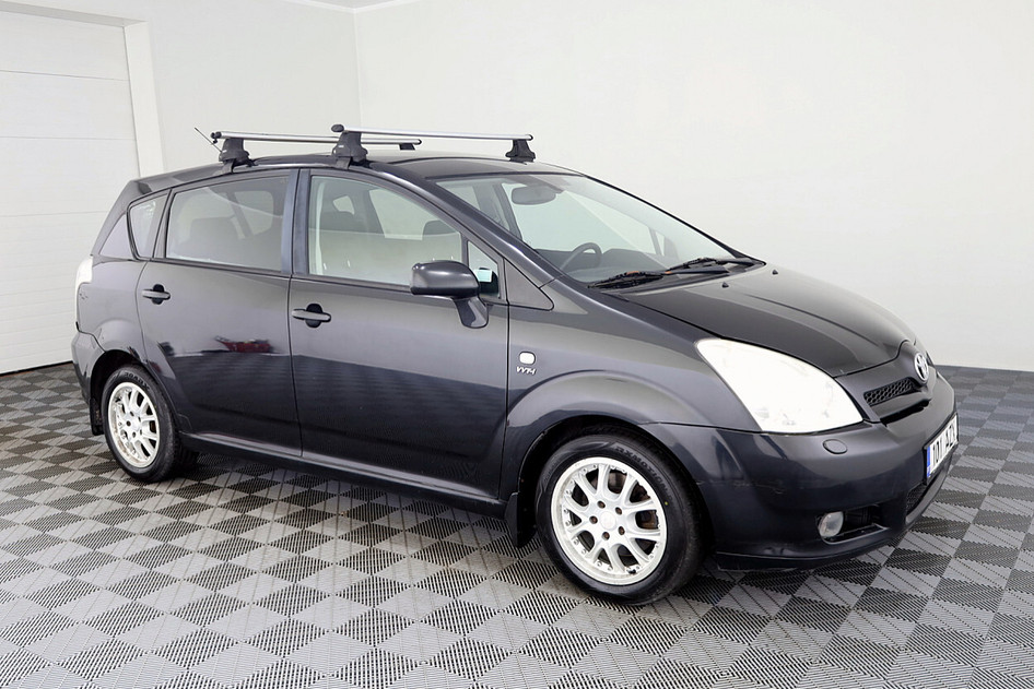 Toyota Corolla Verso, 2005, 1.8, 95 kW, bensiin, automaat, esivedu