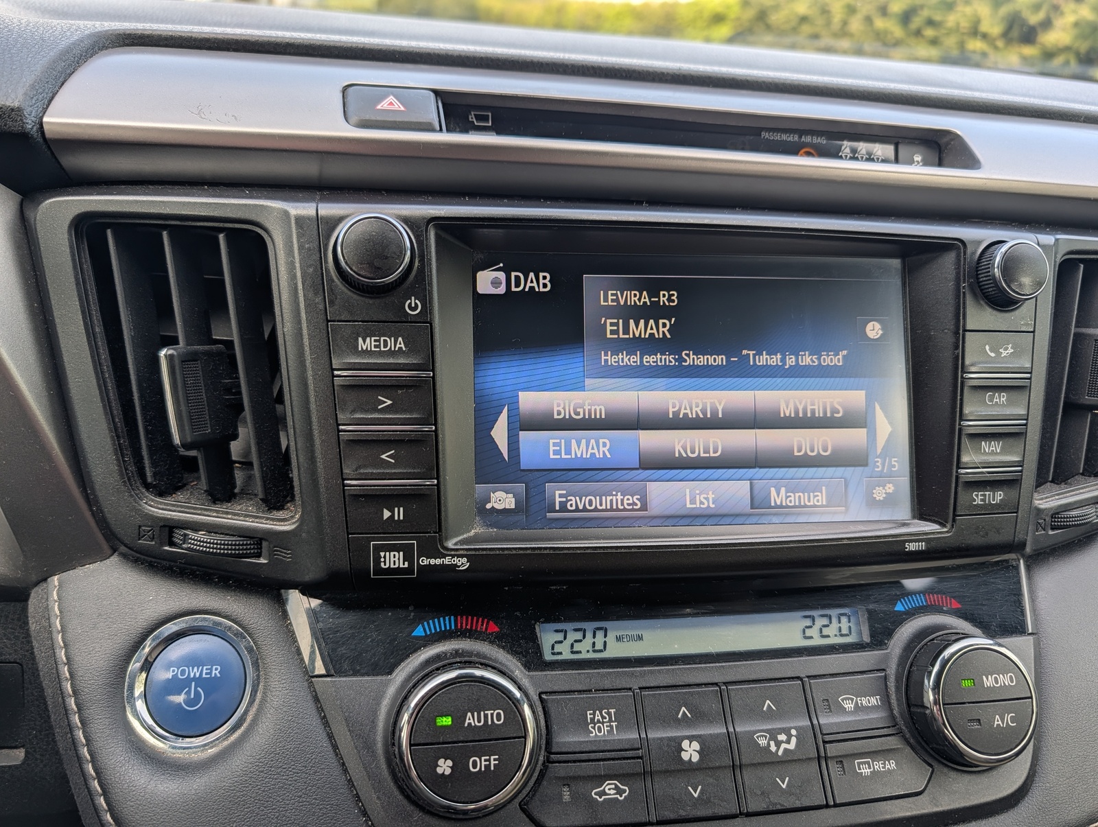 Toyota RAV4 2016, photo 6/10