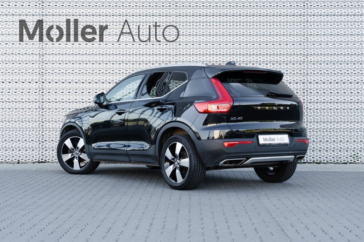 Volvo XC40 2019, photo 3/28