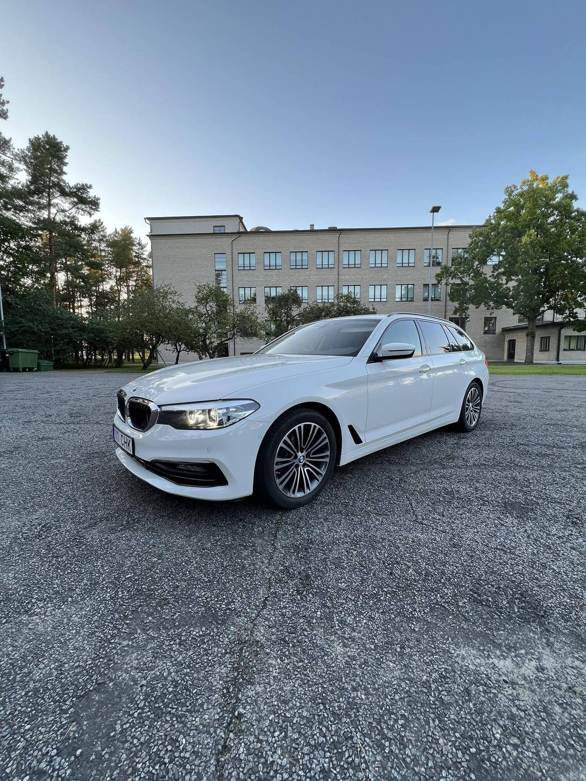 BMW 520 2018, photo 5/9