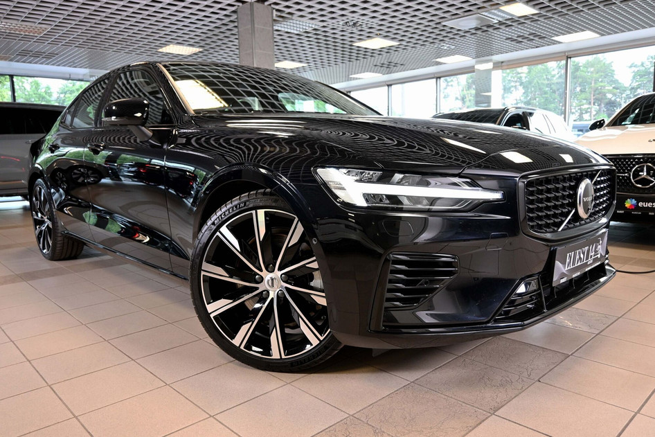 Volvo S60, 2024, 2.0, 335 kW, uzlādējams hibrīds (benzīns/elektrība), automātiskā, pilnpiedziņa