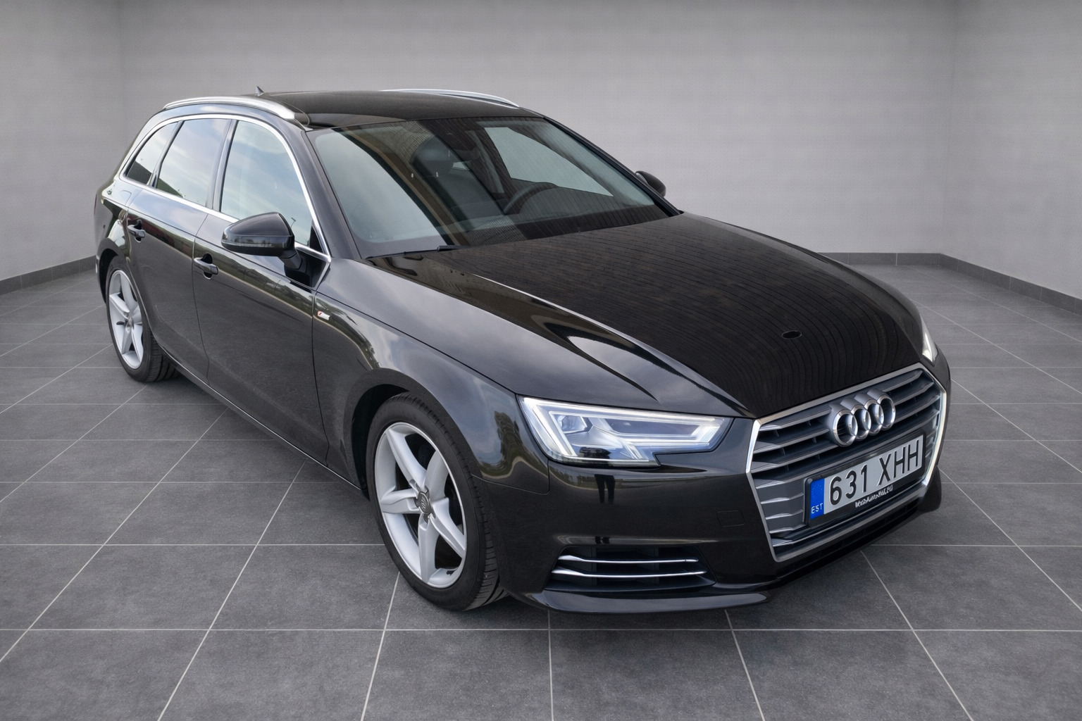 Audi A4 2018, photo 4/31