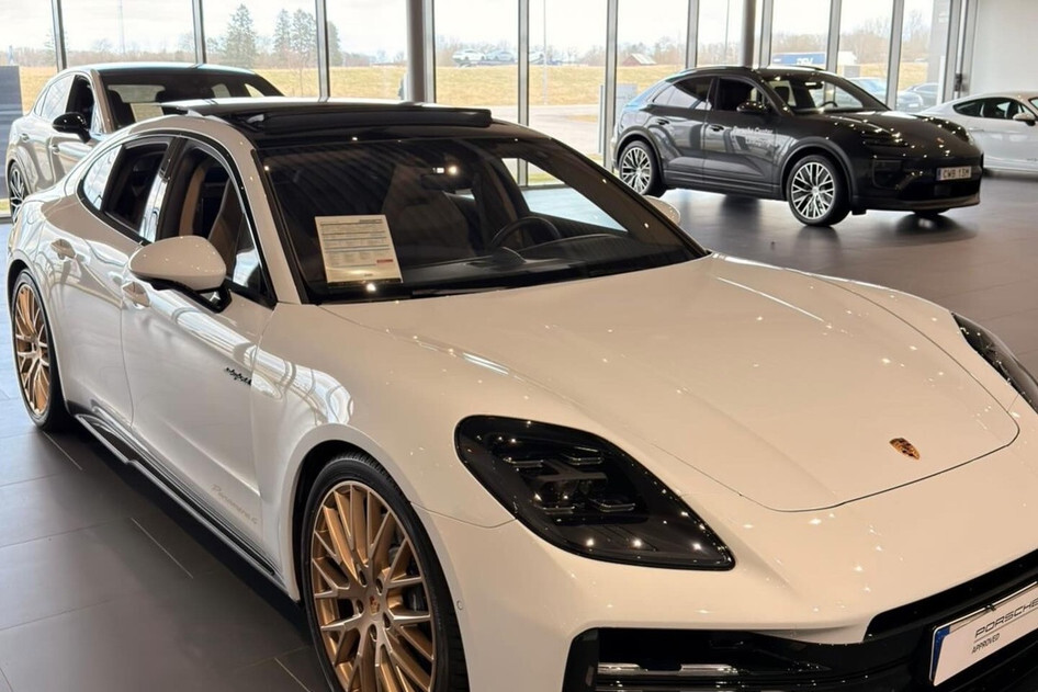 Porsche Panamera, 2024, 2.9, 224 kW, pistikhübriid (bensiin/elekter), automaat, nelikvedu