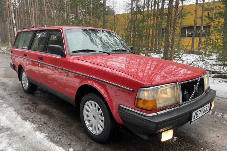 Volvo 240, 1991, 2.3, 85 kW, benzinas, mechaninė, galiniai varomieji ratai